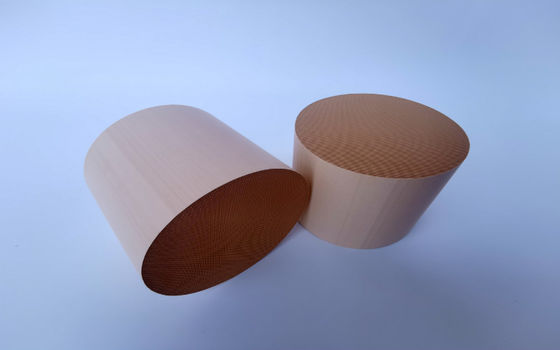 Catalyseur de métal précieux de Rhésus de palladium de pinte pour le convertisseur catalytique 50 Cpsi 100 Cpsi 200 Cpsi 300 Cpsi de thyristor d'oxydation
