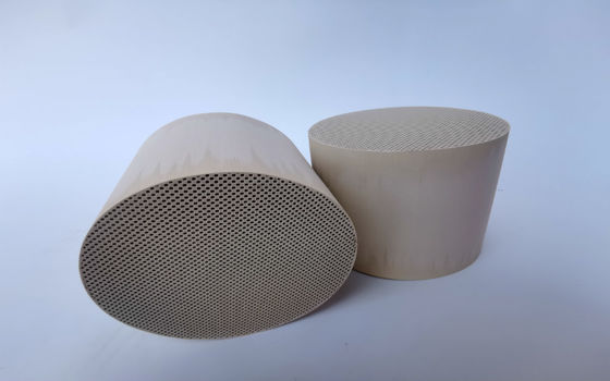 Filtre particulaire d'essence universelle de GPF dans le convertisseur catalytique d'automobile