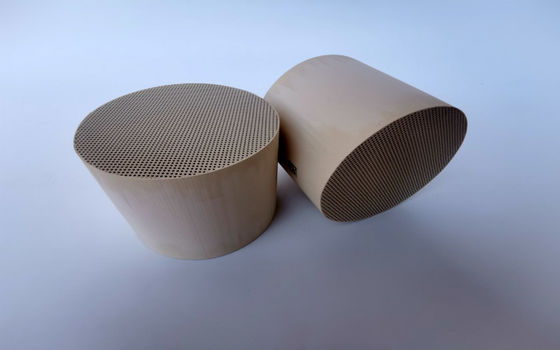 300 revêtement particulaire de Rhésus de palladium de pinte de catalyseur de carburant de voiture de filtre d'essence de la densité GPF de cellules