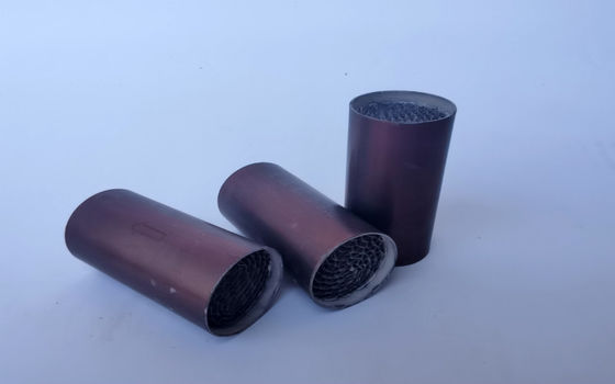 Catalyseurs universels en métal d'alumine de catalyseur de moto de Co HC NOx