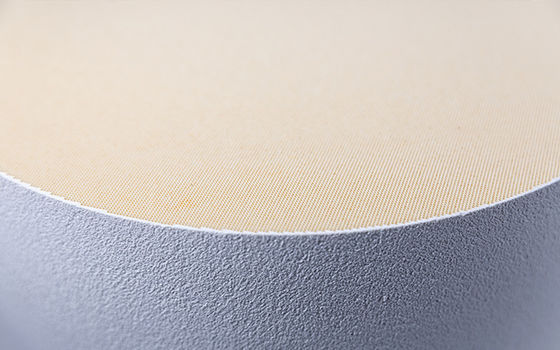 Superficie élevée adaptée aux besoins du client de thyristor de catalyseur en céramique de nid d'abeilles